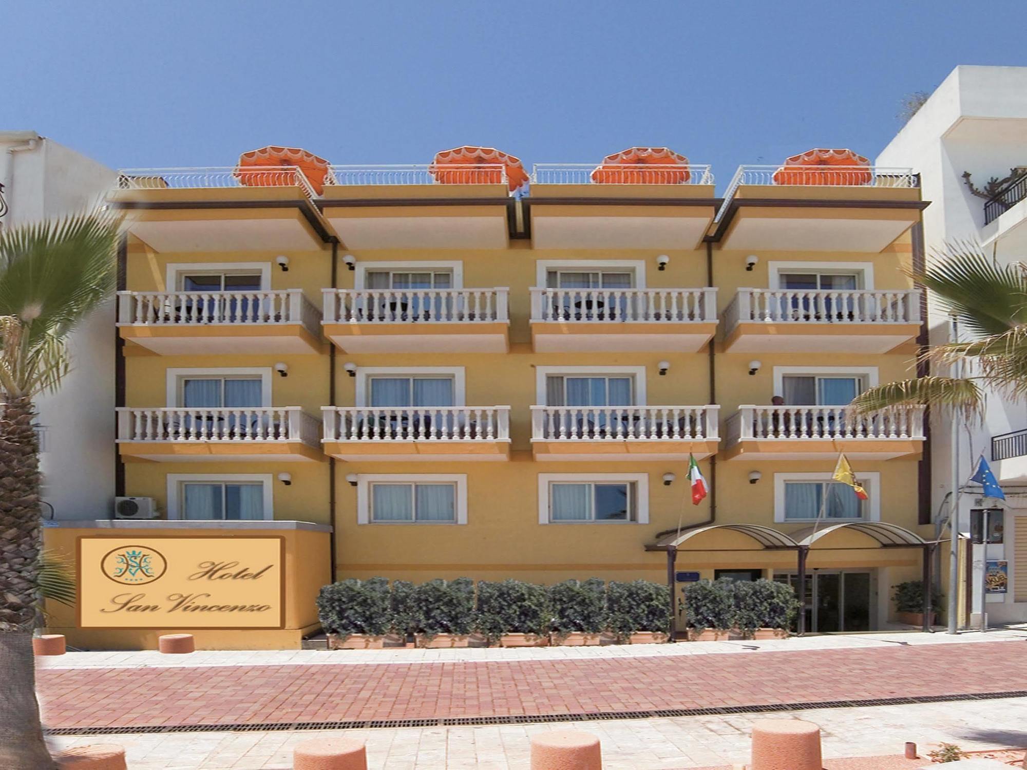 Hotel Orizzonte Letojanni Exterior foto